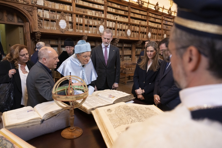Il Presidente della Repubblica Sergio Mattarella in occasione della cerimonia di consegna dell’onorificenza accademica di Dottore Honoris Causa conferita dall’Università di Salamanca

