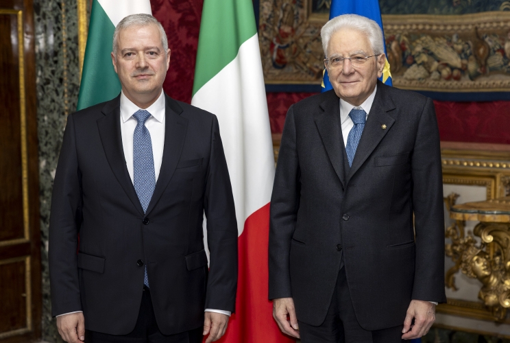 Il Presidente Sergio Mattarella con S.E. il Signor Ivan KONDOV, nuovo Ambasciatore della Repubblica di Bulgaria, in occasione della presentazione delle Lettere credenziali
