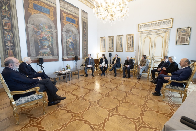 Il Presidente della Repubblica Sergio Mattarella incontra il Presidente, la Direttrice e una delegazione della Fondazione Umberto Eco 
