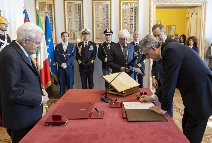 Il Presidente Sergio Mattarella in occasione della cerimonia di giuramento del nuovo Ministro del Turismo Gianmarico Mazzi