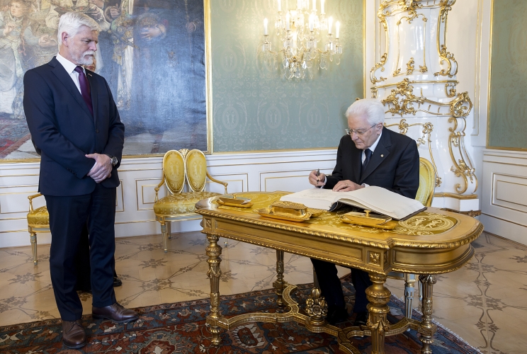  Il Presidente della Repubblica Sergio Mattarella con il Presidente della Repubblica Ceca, Petr Pavel