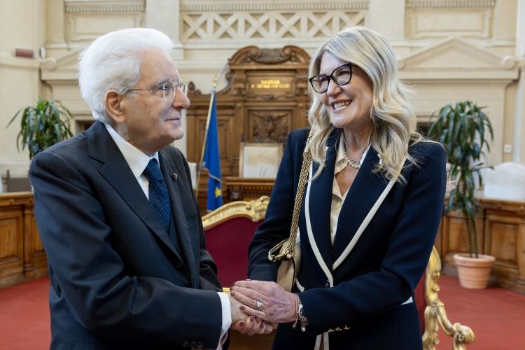 Il Presidente Sergio Mattarella con Carolina Lussana, Presidente del Consiglio di Presidenza della Giustizia Tributaria
