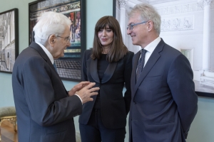 Il Presidente Sergio Mattarella con Anna Maria Bernini, Ministro dell’Università e della Ricerca, e con Antonio Zoccoli Presidente del CoPER, in occasione dell'incontro con una delegazione dei Presidenti degli Enti di Ricerca 
