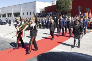 Il Presidente della Repubblica Sergio Mattarella a San Severino Marche, depone una corona d’alloro, presso il Monumento ai Caduti della Resistenza, in occasione dell’81° Anniversario della Liberazione