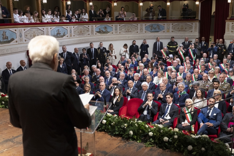 Il Presidente della Repubblica Sergio Mattarella  al Teatro Feronia di San Severino Marche, in occasione dell’81° Anniversario della Liberazione 
