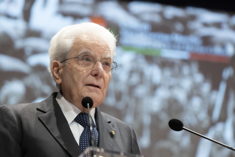Il Presidente della Repubblica Sergio Mattarella al Teatro Feronia di San Severino Marche, in occasione dell’81° Anniversario della Liberazione 
