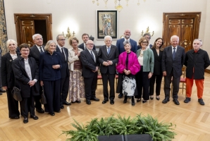 Il Presidente Mattarella incontra una delegazione del Premio Strega