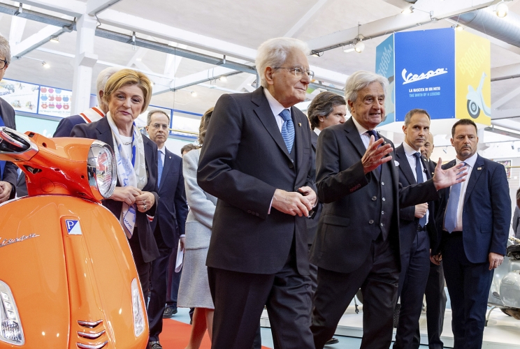  Il Presidente Sergio Mattarella visita il Museo Piaggio in occasione della celebrazione della Festa del Lavoro