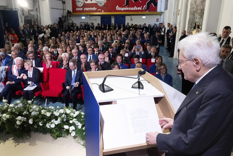 Il Presidente Sergio Mattarella rivolge il suo indirizzo di saluto in occasione della celebrazione della Festa de Lavoro