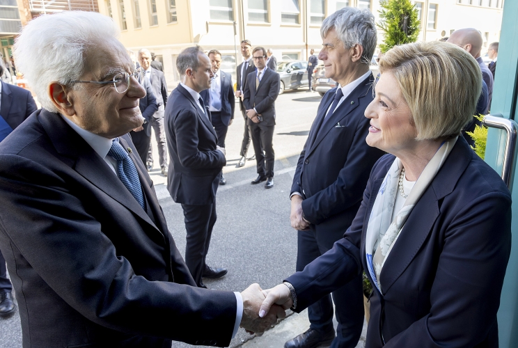 Il Presidente Sergio Mattarella accolto da Marina Elvira Calderone, Ministro del Lavoro e delle Politiche Sociali, in occasione della celebrazione della Festa dei Lavoratori