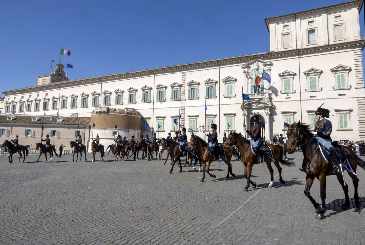 Cambio della Guardia d’Onore, in forma solenne, in occasione del 165° anniversario della fondazione dell’Esercito italiano, all presenza del Presidente della Repubblica Sergio Mattarella