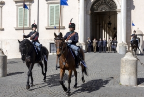 Cambio della Guardia d’Onore, in forma solenne, in occasione del 165° anniversario della fondazione dell’Esercito italiano, all presenza del Presidente della Repubblica Sergio Mattarella