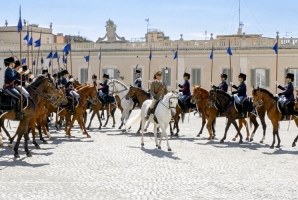 Roma -  Cambio della Guardia d’Onore, in forma solenne, in occasione del 165° anniversario della fondazione dell’Esercito italiano, all presenza del Presidente della Repubblica Sergio Mattarella, nella foto il cavallo che venne donato dal Presidente della Repubblica Algerina Democratica e Popolare, Abdelmadjid Tebboune, in occasione della visita del Presidente Mattarella in Algeria nel novembre del 2021, oggi 2 maggio 2026
(Foto di Paolo Giandotti - Ufficio per la Stampa e la Comunicazione della Presidenza della Repubblica)
