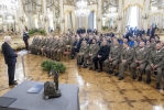 Mattarella incontra una rappresentanza dell’Esercito italiano in occasione del 165° anniversario di fondazione