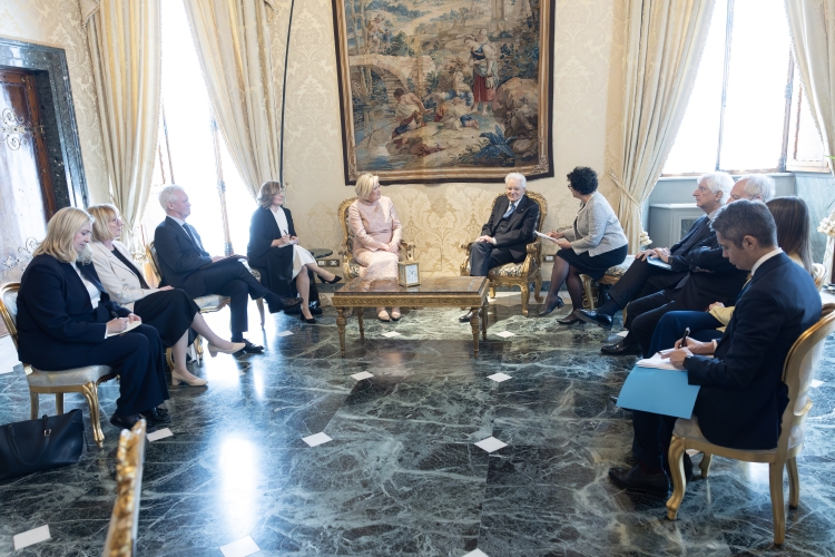 Il Presidente della Repubblica Sergio Mattarella con S.E. la Signora Halla Tómasdóttir, Presidente della Repubblica di Islanda
