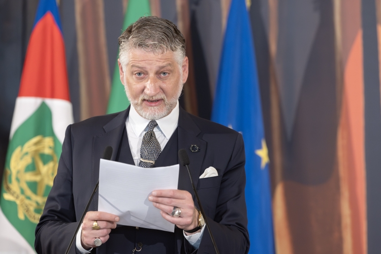 Il saluto del Ministro della Cultura Alessandro Giuli in occasione della cerimonia di presentazione dei candidati ai Premi “David di Donatello” per l’anno 2026

