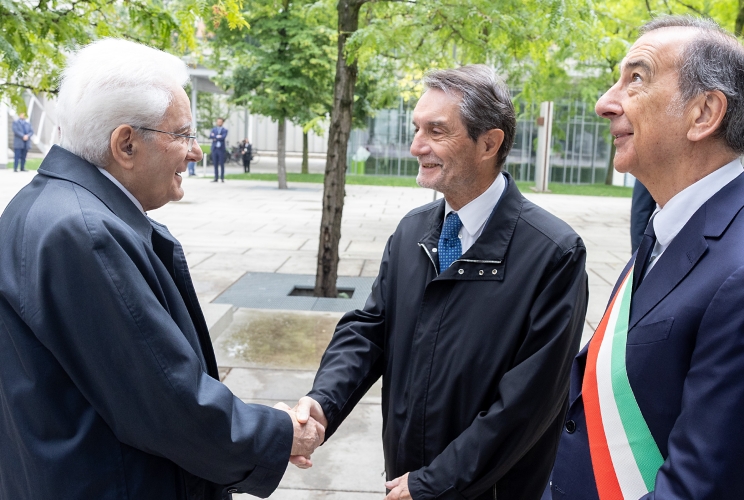 Il Presidente Sergio Mattarella con Attilio Fontana, Presidente della Regione Lombardia e Giuseppe Sala, Sindaco di Milano, al suo arrivo al Politecnico di Milano