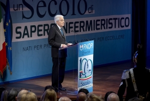 Il Presidente Sergio Mattarella alla cerimonia in occasione del centenario della giornata internazionale dell’infermiere