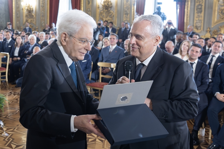 Il Presidente della Repubblica Sergio Mattarella con Claudio Lotito Presidente della squadra della Lazio
