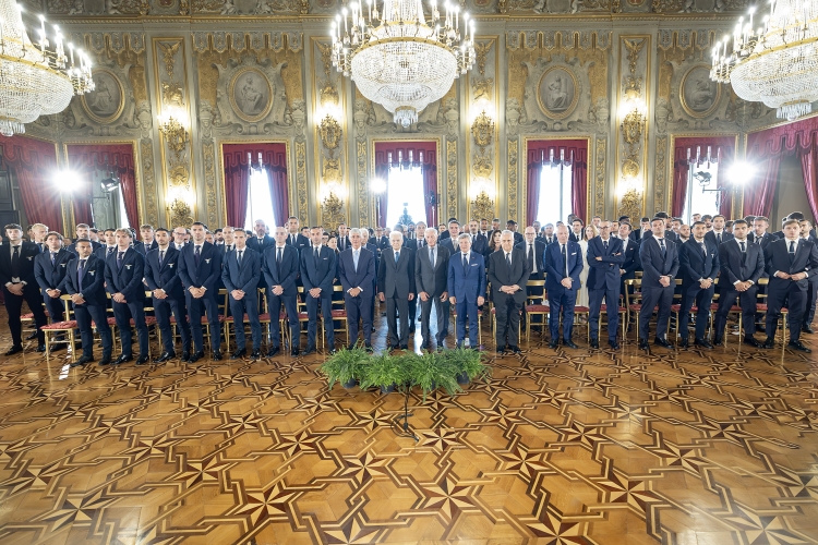 Il Presidente della Repubblica Sergio Mattarella in occasione dell'incontro con le squadre finaliste della Coppa Italia di calcio Frecciarossa Lazio-Inter  
(foto di Francesco Ammendola - Ufficio per la Stampa e la Comunicazione della Presidenza della Repubblica)
