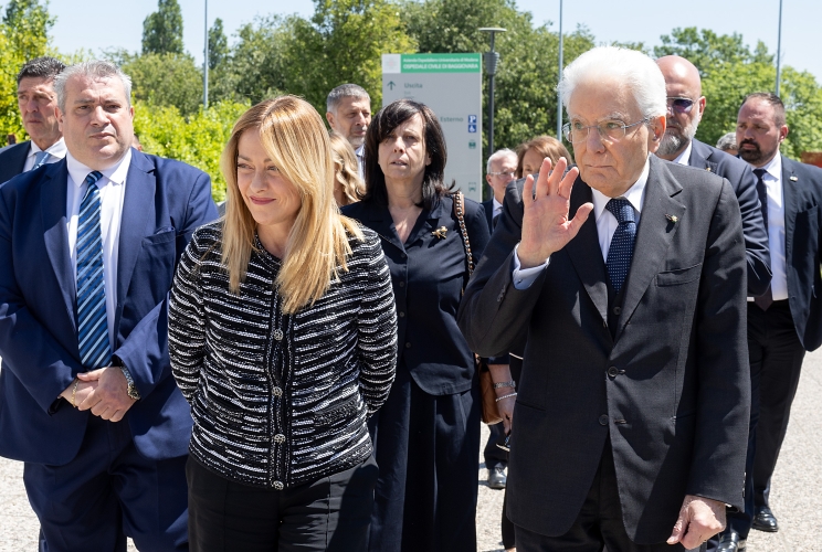 Il Presidente Sergio Mattarella  in occasione della visita ai feriti nella tentata strage del 16 maggio a Modena