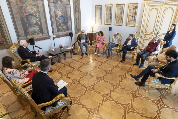 Il Presidente Sergio Mattarella in occasione dell'incontro con una delegazione della Fondazione Nigrizia Onlus e dei Missionari Comboniani