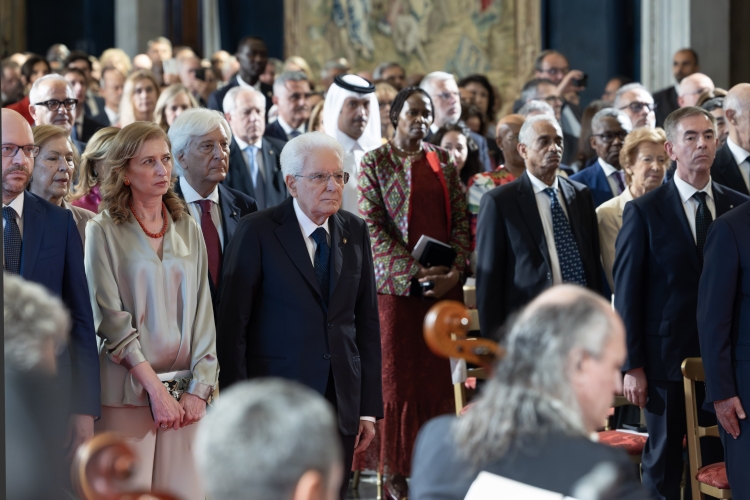 Il Presidente Sergio Mattarella nel corso del Concerto eseguito dall’Orchestra del Teatro dell’Opera di Roma, in onore del Corpo Diplomatico accreditato presso lo Stato Italiano in occasione della Festa della Repubblica   
