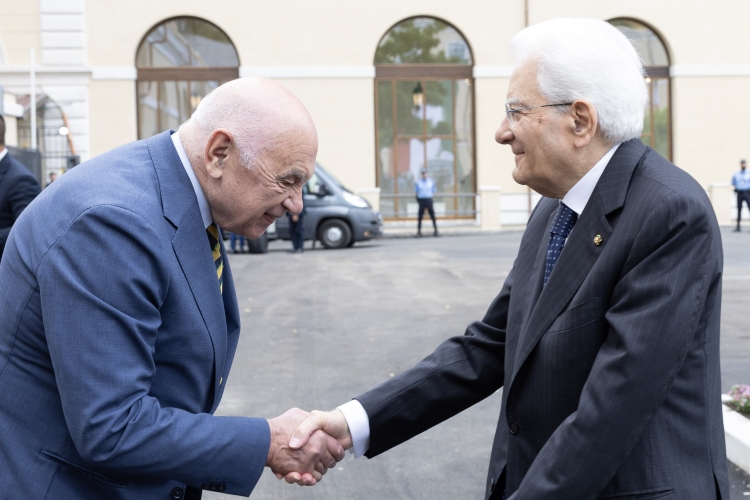 Il Presidente della Repubblica Sergio Mattarella nella nuova sede della Corte di Appello di Roma accolto da Carlo Nordio, Ministro della giustizia – Rappresentante del Governo 

