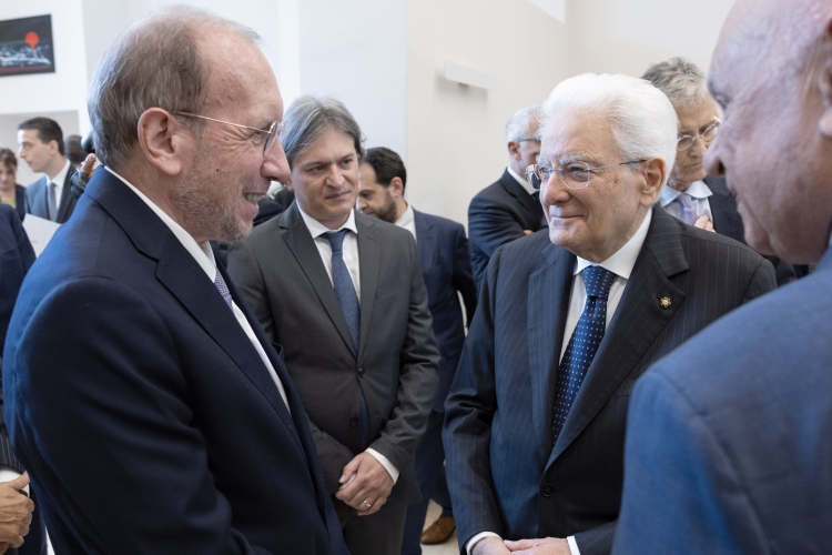 Il Presidente della Repubblica Sergio Mattarella con Mario Amato e con Eugenio Occorsio, in occasione della cerimonia di inaugurazione della nuova sede della Corte di Appello di Roma e di intitolazione dell’Aula Magna della Corte ai magistrati
