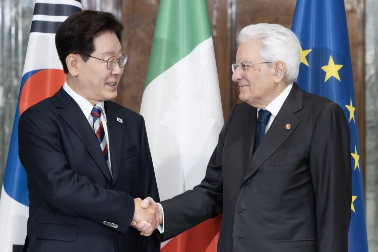 Dichiarazioni alla stampa del Presidente Mattarella e del Presidente della Repubblica di Corea