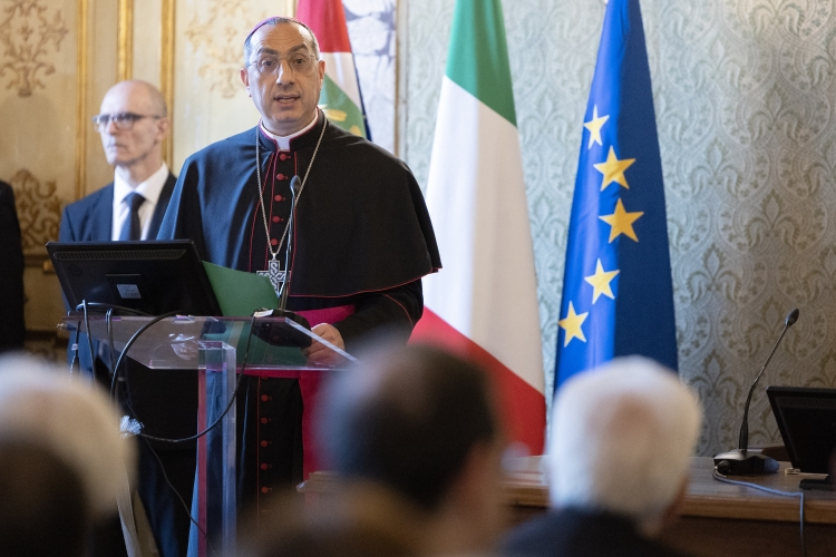 Presentazione, da parte di S.E. Mons. Iyad Twal, dell’attività svolta dalla Parrocchia cattolica della Sacra Famiglia del Patriarcato Latino di Gerusalemme in Gaza
