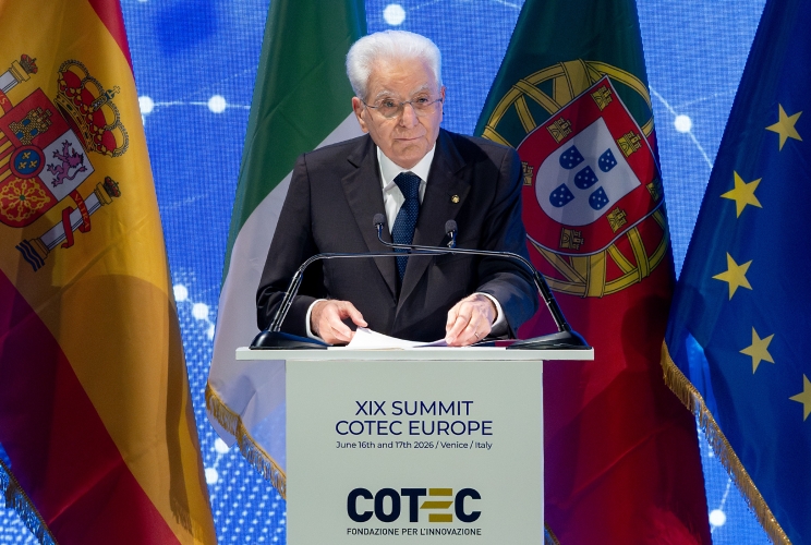 Il Presidente Sergio Mattarella nel corso del suo intervento al XIX Simposio COTEC - "Ripensare il lavoro nell'era dell'intelligenza artificiale: trasformazione, opportunità e governance"