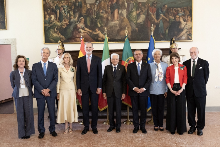 Il Presidente della Repubblica Sergio Mattarella con S.M. Felipe VI, Re di Spagna, Antonio José Seguro, Presidente della Repubblica Portoghese, i tre Presidenti COTEC e la Presidente della Banca centrale Europea, Christine Lagarde