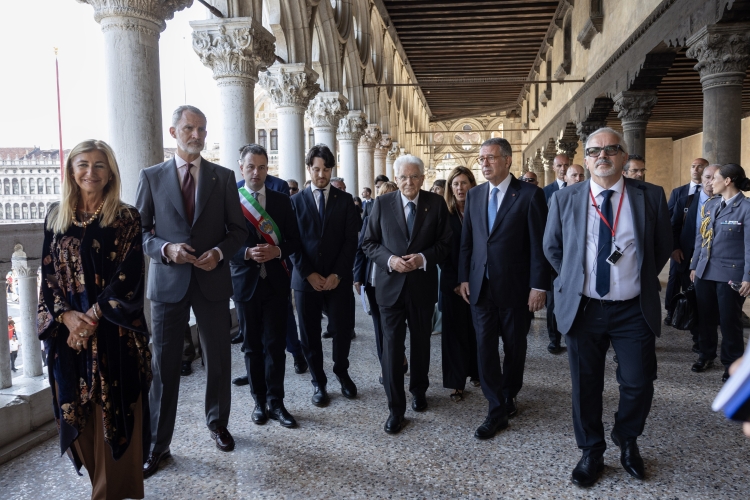 Il Presidente della Repubblica Sergio Mattarella con S.M. Felipe VI, Re di Spagna e di Antonio José Seguro, Presidente della Repubblica Portoghese