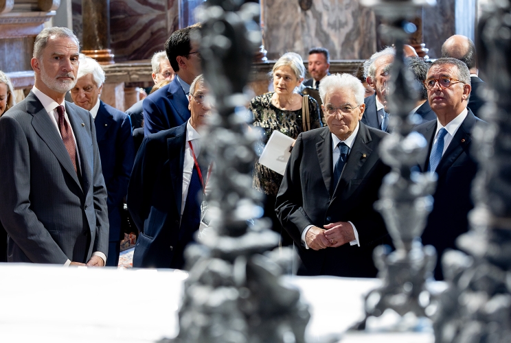 Il Presidente Sergio Mattarella con S.M. Felipe VI, Re di Spagna e  Antonio José Seguro, Presidente della Repubblica Portoghese, nella Basilica di San Marco