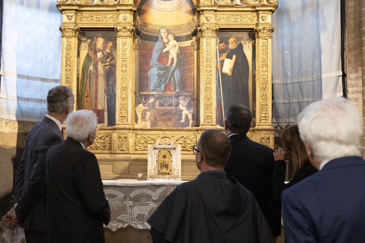 Il Presidente della Repubblica Sergio Mattarella con di S.M. Felipe VI, Re di Spagna e Antonio José Seguro, Presidente della Repubblica Portoghese, alla Basilica di Santa Maria Gloriosa dei Frari