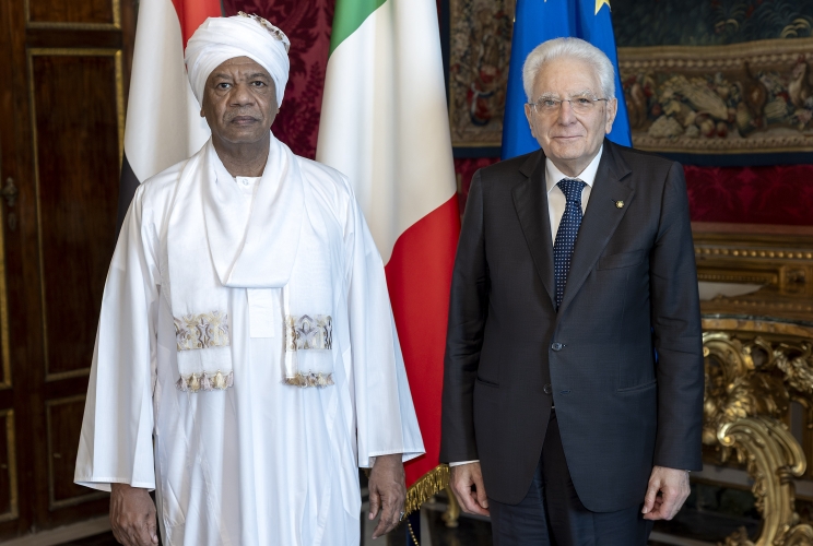 Il Presidente Sergio Mattarella con S.E. il Signor Emadeldin Mirghani Abdelhamid Altohamy, nuovo Ambasciatore della Repubblica del Sudan, in occasione della presentazione delle Lettere  credenziali