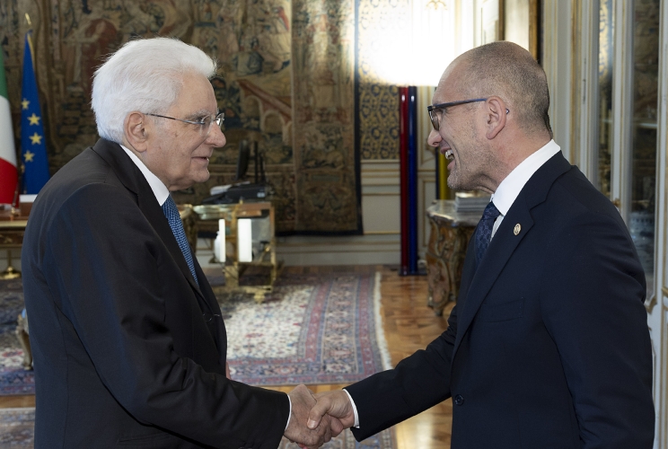 Il Presidente Sergio Mattarella con Guido Castelli, Commissario Straordinario del Governo per la ricostruzione delle aree colpite dal terremoto del 2016 