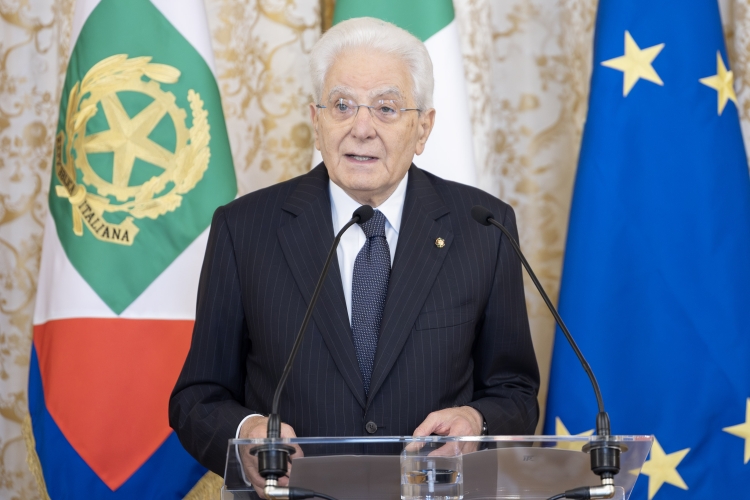 Il Presidente della Repubblica Sergio Mattarella in occasione dell'incontro con una rappresentanza della Guardia di Finanza, in occasione del 252° anniversario della costituzione del Corpo   

