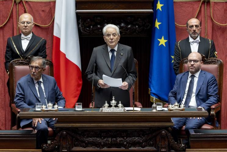 Il Presidente Sergio Mattarella rivolge il suo indirizzo di saluto in occasione dell'intervento alla seduta solenne di Camera e Senato per gli 80 anni dell’apertura dei lavori dell’Assemblea Costituente