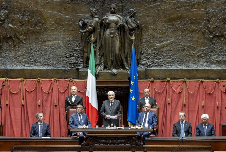 Il Presidente Sergio Mattarella rivolge il suo indirizzo di saluto in occasione dell'intervento alla seduta solenne di Camera e Senato per gli 80 anni dell’apertura dei lavori dell’Assemblea Costituente