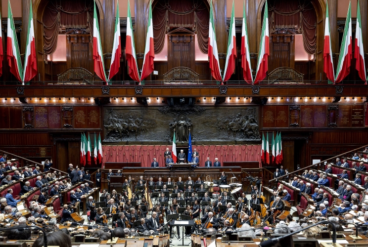 Il Presidente Sergio Mattarella rivolge il suo indirizzo di saluto in occasione dell'intervento alla seduta solenne di Camera e Senato per gli 80 anni dell’apertura dei lavori dell’Assemblea Costituente