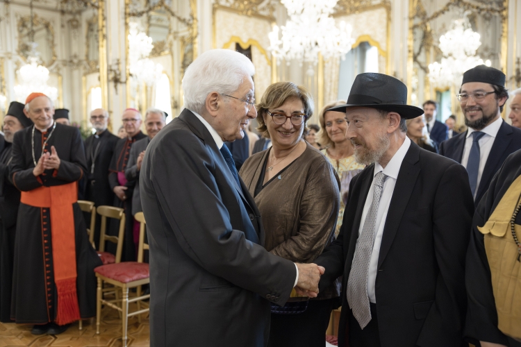 Il Presidente della Repubblica Sergio Mattarella in occasione dell'incontro con i rappresentanti delle comunità religiose in occasione della sottoscrizione del Patto “la via italiana del dialogo interreligioso”
