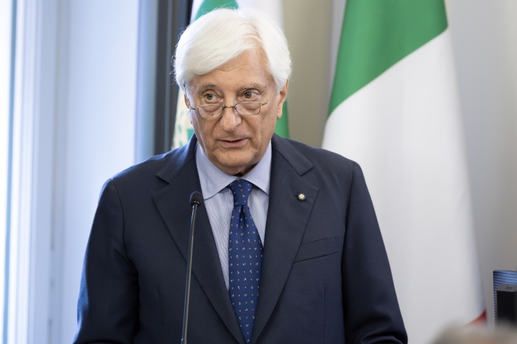 Indirizzo di saluto del Cons. Ugo Zampetti, Segretario generale della Presidenza della Repubblica
