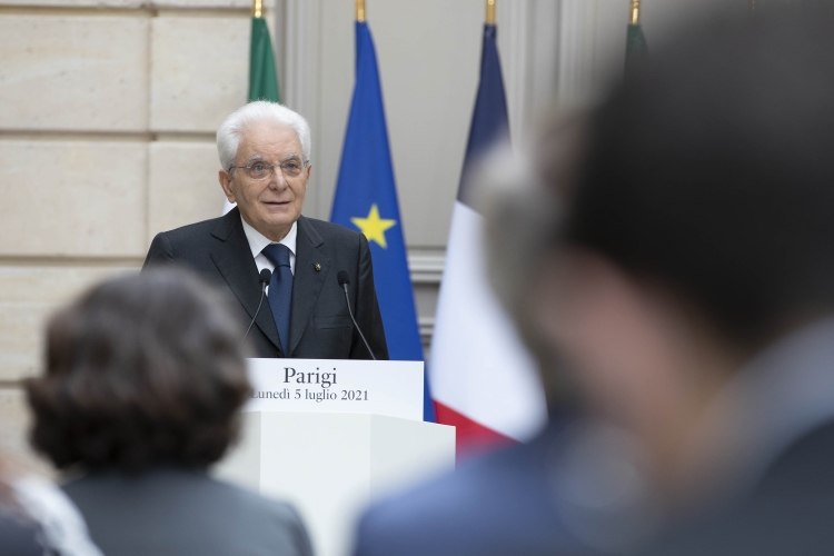 Il Presidente della Repubblica Sergio Mattarella durante le dichiarazioni alla stampa