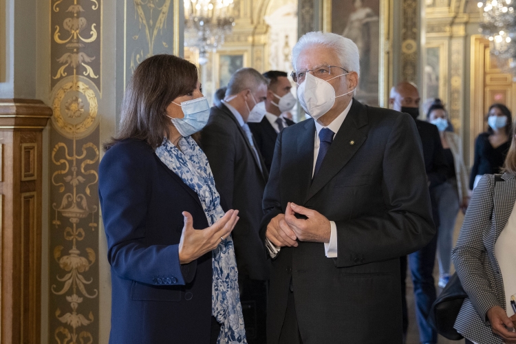 Il Presidente della Repubblica Sergio Mattarella all’Hôtel de Ville con Anne Hidalgo, Sindaco di Parigi