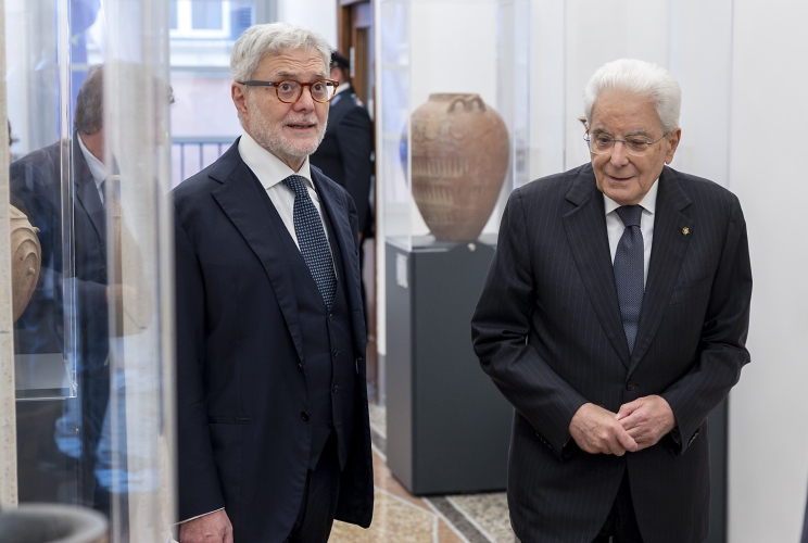 Il Presidente Sergio Mattarella visita le sale dedicate a ai magistrati Emilio Alessandrini e Vittorio Occorsio, illustrate da Giovanni Melillo, Procuratore nazionale antimafia e antiterrorismo, in occasione della cerimonia commemorativa del Consigliere istruttore del Tribunale di Palermo, Rocco Chinnici