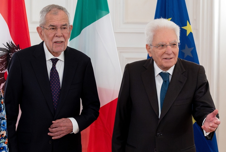  Il Presidente Sergio Mattarella con il Presidente Federale della Repubblica d’Austria, Alexander Van der Bellen, alla cerimonia in occasione della “Giornata dell’Autonomia”