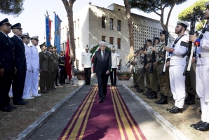 Il Presidente Sergio Mattarella in occasione della deposizione di una corona d’alloro al Parco della Resistenza, in occasione dell’83° anniversario della Difesa di Roma