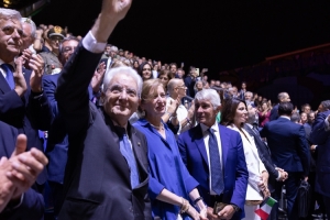 
Il Presidente della Repubblica Sergio Mattarella e la Sig.ra Laura in occasione della partita inaugurale dei Campionati Europei di Pallavolo maschile “Enel Cev Euro 2026” Italia-Svezia 